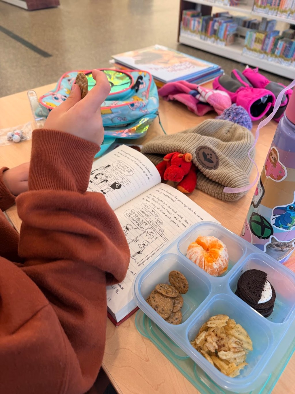 winter break: stay&nbsp;weird